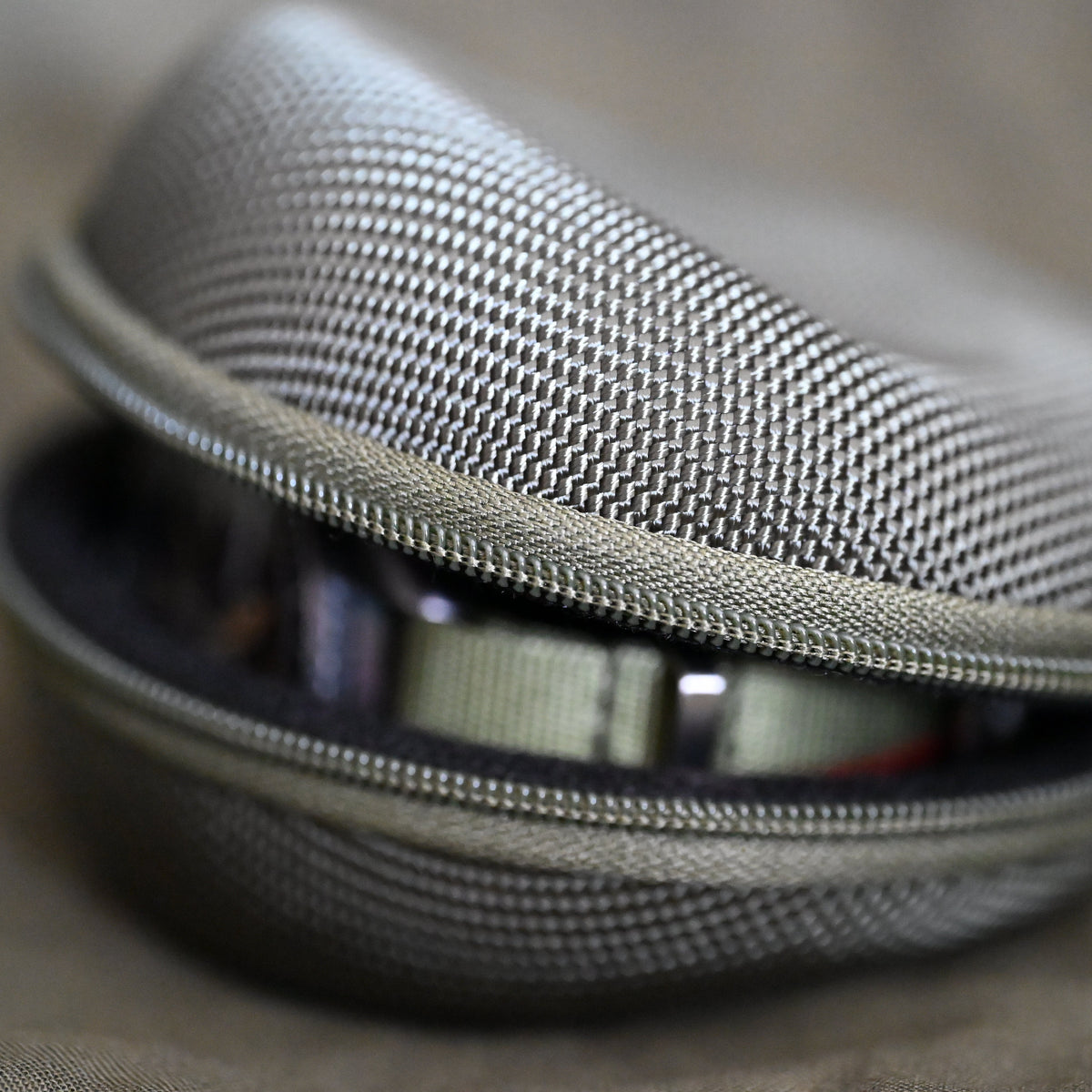 NDCstraps – Crush-Proof Watch Travel Case